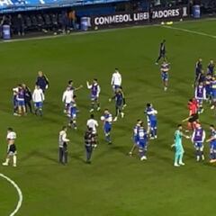 Pizarro reaccionó así tras la derrota y un histórico argentino lo animó