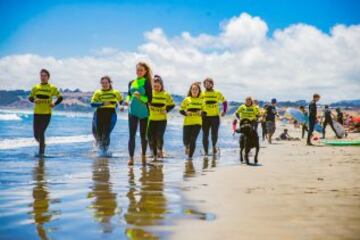 La clínica de surf de Isidora Ureta, en imágenes