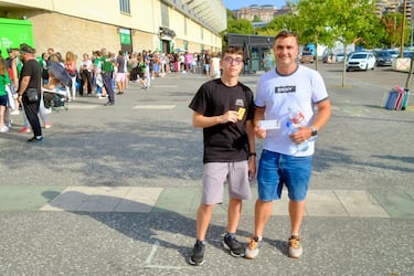 Un carnet, el fichaje más anhelado para el racingusimo..., y por el que trasnochar