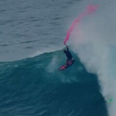 Kai Lenny revela el sexo de sus gemelas entre olas gigantes