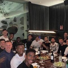 Cena-conjura de la plantilla promovida por el propio Setién