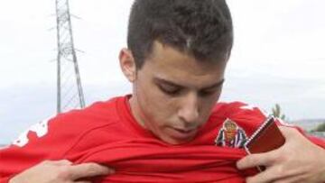 Carlos Lázaro recibe el alta y se reincorpora al trabajo