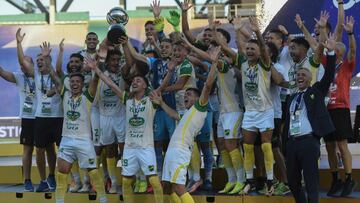 Con goles de Adonis Fr&iacute;as, Braian Romero y Washington Camacho venci&oacute; 3-0 a Lan&uacute;s en la final de la Copa Sudamericana y gan&oacute; su primer t&iacute;tulo a nivel internacional.