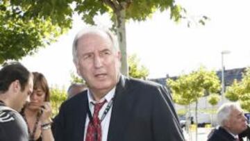 Rexach no se presentará a las elecciones del Barça y apoyará a Rosell