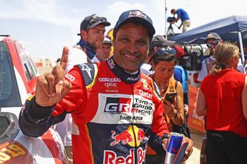 Nasser Al-Attiyah de Qatar, campeón del Dakar 2019 en coches.