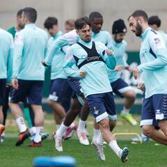 El Betis multiplica sus tocados para medirse al Granada