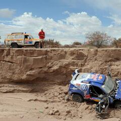 No es el primer barranco que frustra el Dakar de Sainz