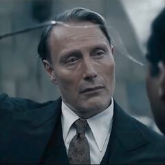 La sombra de Johnny Depp es muy alargada: Mads Mikkelsen se harta de los 'haters'