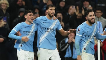 Los jugadores del City celebran la victoria ante el Sunderland.