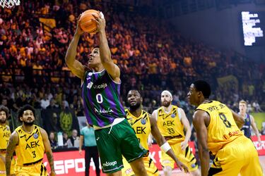 El Unicaja estrecha el círculo hasta su décimo título