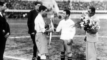 Guillermo &#039;Chato&#039; Subiabre (a la derecha), capit&aacute;n de Chile en el Mundial de Uruguay 1930, naci&oacute; un 25 de febrero de 1903. Falleci&oacute; en 1964. 