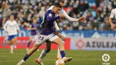 Cristo desaprovechó dos ocasiones claras al final del encuentro en La Romareda.