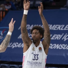 Trey Thompkins es operado y se perderá lo que resta de curso