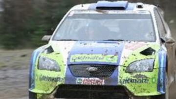 <b>SIN RIVAL.</b> A falta de la presencia de Loeb, el piloto finlandés no ha encontrado demasiada competencia.