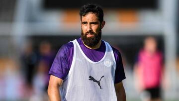 El futbolista Claudio Bravo durante un entrenamiento con el Manchester City en la pretemporada 2019.