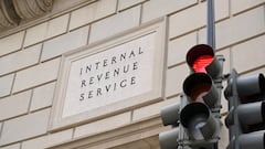 IRS tells taxpayers in California to hold off on tax-filing