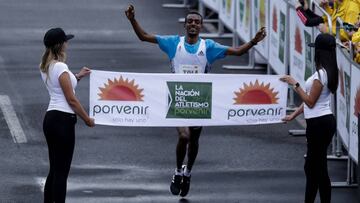 Tamirat Tola fue el ganador de la Media Maratón de Bogotá