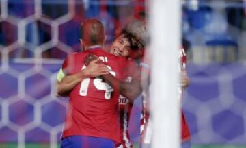 Jackson anota su primer gol en Champions con la camiseta del Atlético de Madrid. 