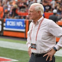 Cleveland vetará a aficionado que golpeó con una botella a dueño de los Browns