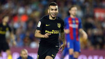 Correa, tras marcar el 1-1 en el Camp Nou.