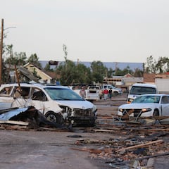 Signs to know if a tornado is coming your way