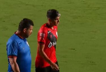 Angelo Araos recibe la peor noticia