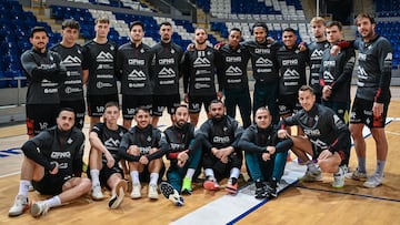 Plantilla del Palma Futsal, antes de recibir al HIT Kiev en la Champions.