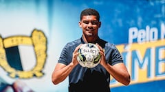 El Villarreal, a un paso de cerrar al portero Luiz Júnior