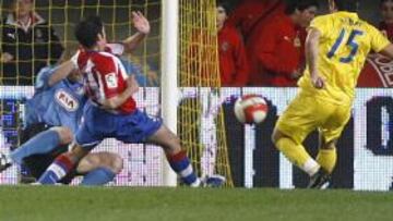 <b>GRAN VICTORIA.</b> El Villarreal derrotó al Atlético y se postula como aspirante a la Liga.