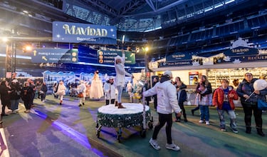 El estadio Santiago Bernabéu acoge la 'Mavidad Bernabeu'. Un envento para toda la familia en el que se puede disfrutar de un buen plan en estas fechas navideñas. En la imagen un momento de la cabalgata.