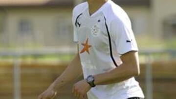 Fouad Kadir, centrocampista de la selección argelina