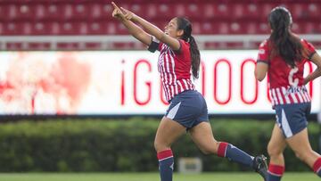 Chivas tuvo más contundencia que Atlas en la última zona y se llevaron los tres puntos, ahora ya se encuentran empatadas con Tigres y pelean por el liderato de la competencia.