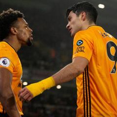 Wolves preferiría vender a Adama Traoré que a Raúl Jiménez