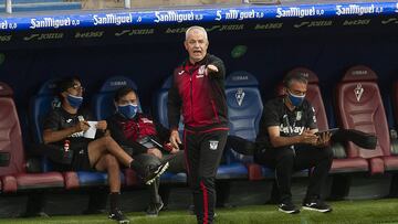 Aguirre: "Cuando jugamos bien y bonito, perdemos; toca ser serios"