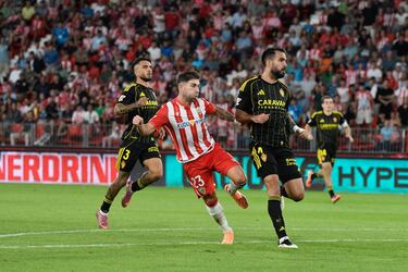 El Almería clava otra banderilla a Gabi
