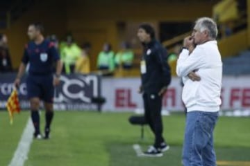 Costas vs. Pecoso: dos DT's que viven el fútbol con intensidad