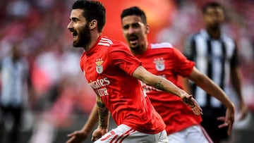 Rafa Silva celebra su gol al Portimonense