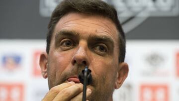 El entrenador de Colo Colo Pablo Guede, durante la conferencia de prensa, previa al partido por Copa Libertadores frente a Atletico Nacional en el estadio Monumental.
Santiago, Chile.
26/02/2018
Claudio Santana/Photosport