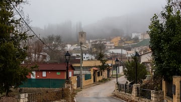 Un pueblo de Guadalajara ofrece casa gratis por llevar el bar