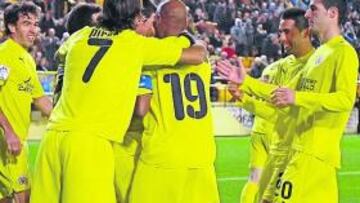 <b>BROCHE DE ORO. </b>La victoria ante el Racing les acerca a su objetivo de puestos europeos.