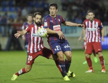 Juanfran y Sa¨²l Berj¨®n.