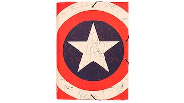 Elegimos seis ideas para forrar y proteger libros, cuadernos y otros materiales escolares