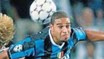 <b>MAL MOMENTO. </b>Adriano suma ya 200 días sin marcar.