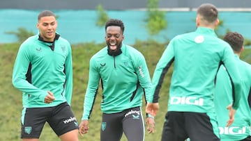 Nico Williams, entre algodones en Lezama