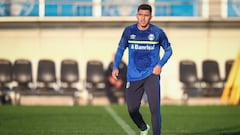 El DT de lujo que tendrá César Pinares en Gremio