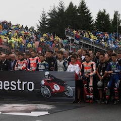 Gran homenaje a Ángel Nieto en Brno: podio con trío español