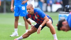 ‘Chicharito’ buscaría abandonar Chivas por una mejor oferta internacional