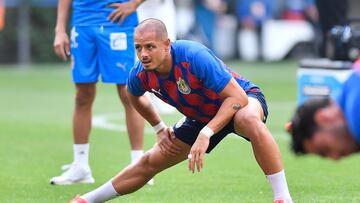 ‘Chicharito’ buscaría abandonar Chivas por una mejor oferta internacional