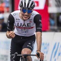 Juan Ayuso se exhibe en la etapa reina de la Vuelta a Suiza