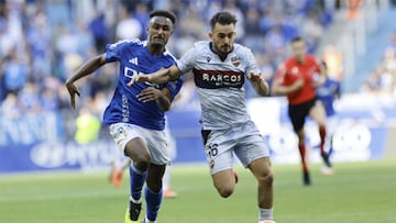 07/05/25 PARTIDO 2ª DIVISION
REAL OVIEDO - LEVANTE
HASSAN PELEA EL BALON CON UN CONTRARIO EL PASADO PARTIDO